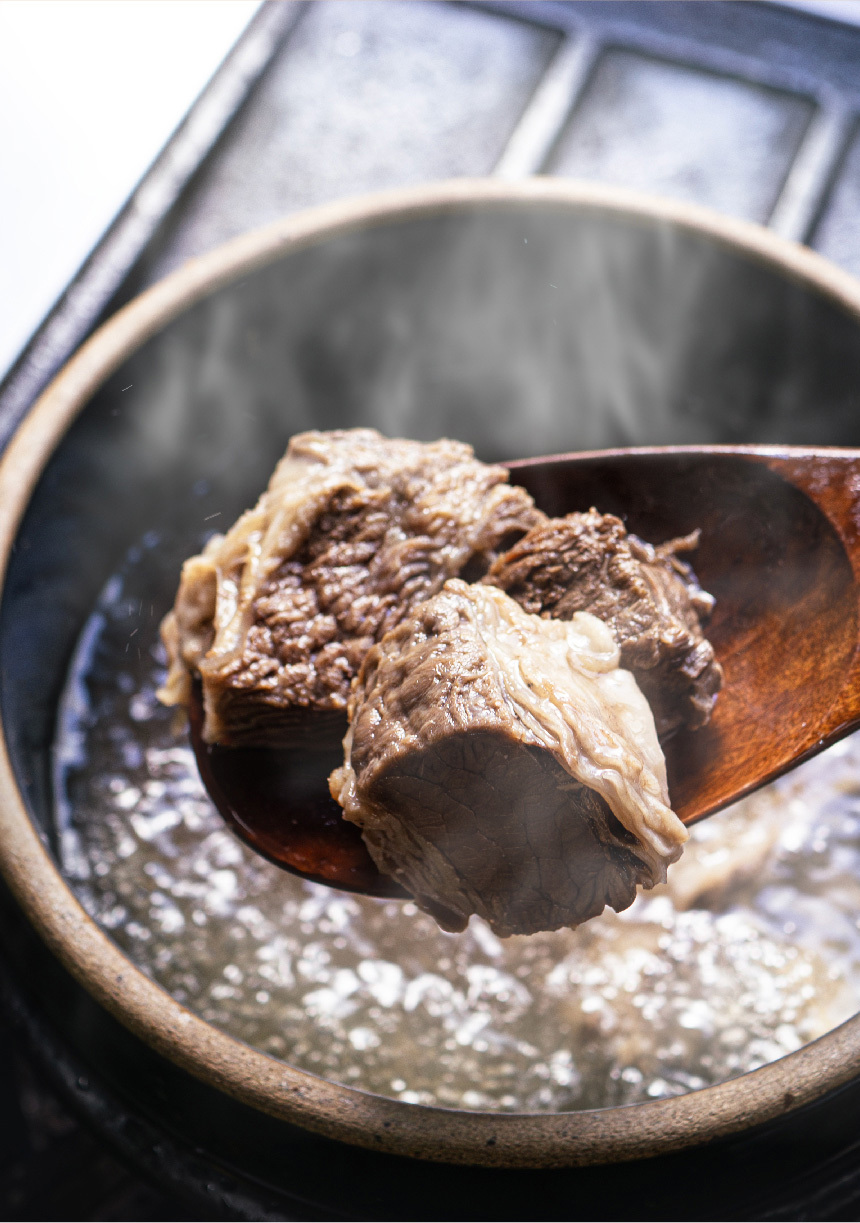 아바프레시 국내산 고기로 만든 가마솥 뼈없는 갈비탕 600g