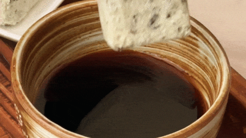 무블럭이 들어있는 메밀소바세트 486g (생메밀면+소스+특제 무블럭)